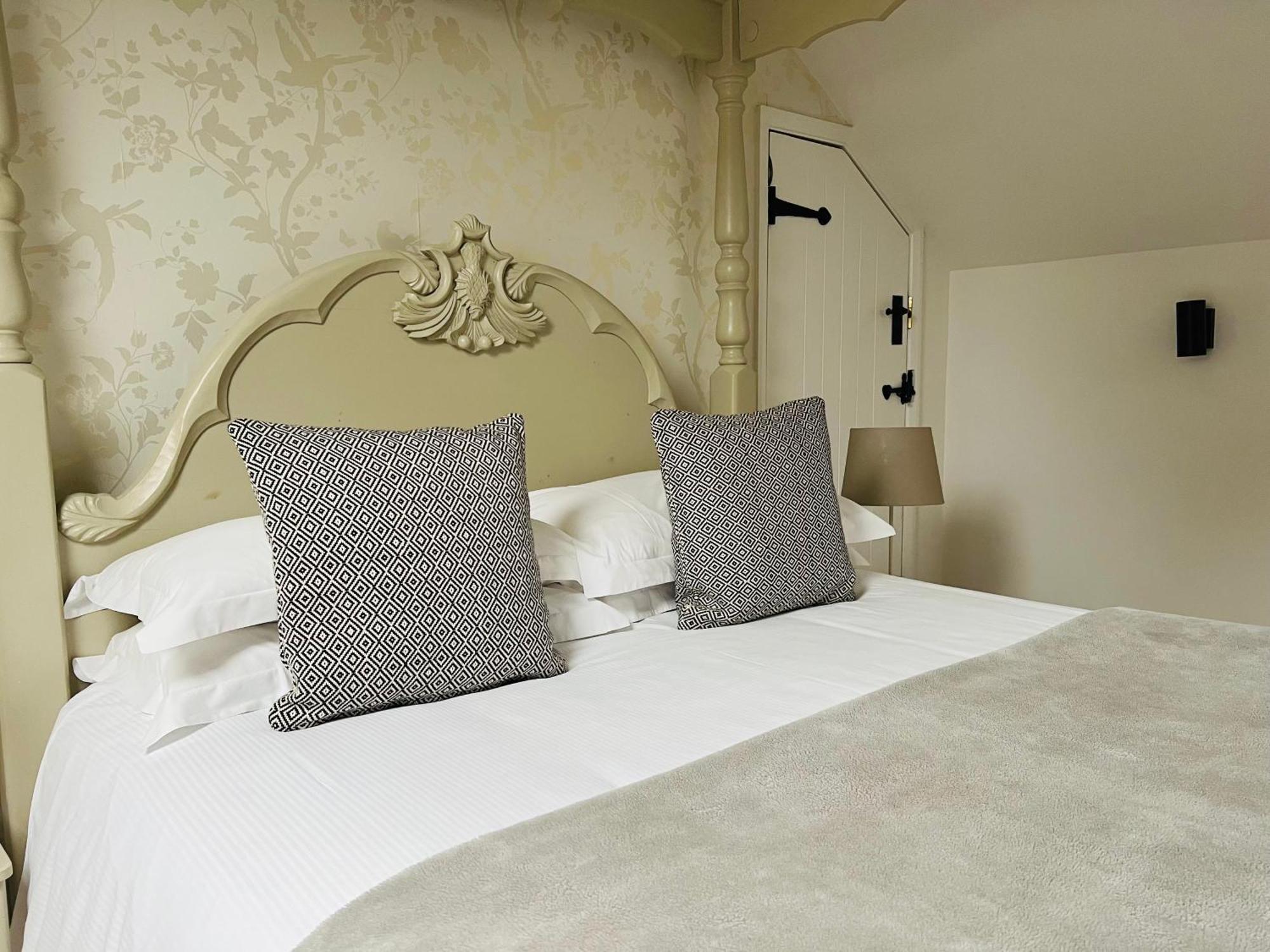 Cottage Lodge Hotel Брокенхёрст Экстерьер фото