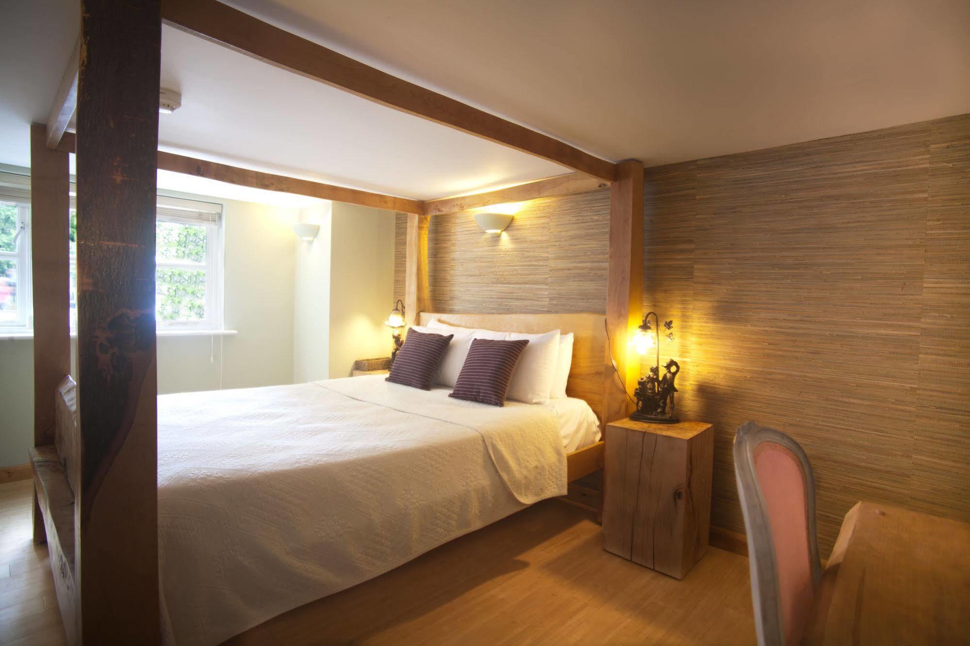 Cottage Lodge Hotel Брокенхёрст Экстерьер фото